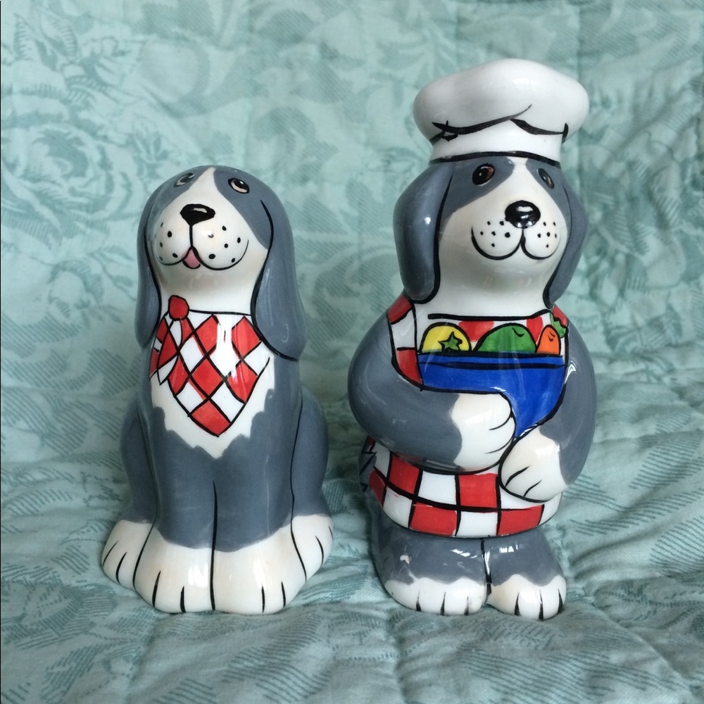 NWOT Vintage Dogzilla Chef Dogs 'Salt and Pepper' Shakers